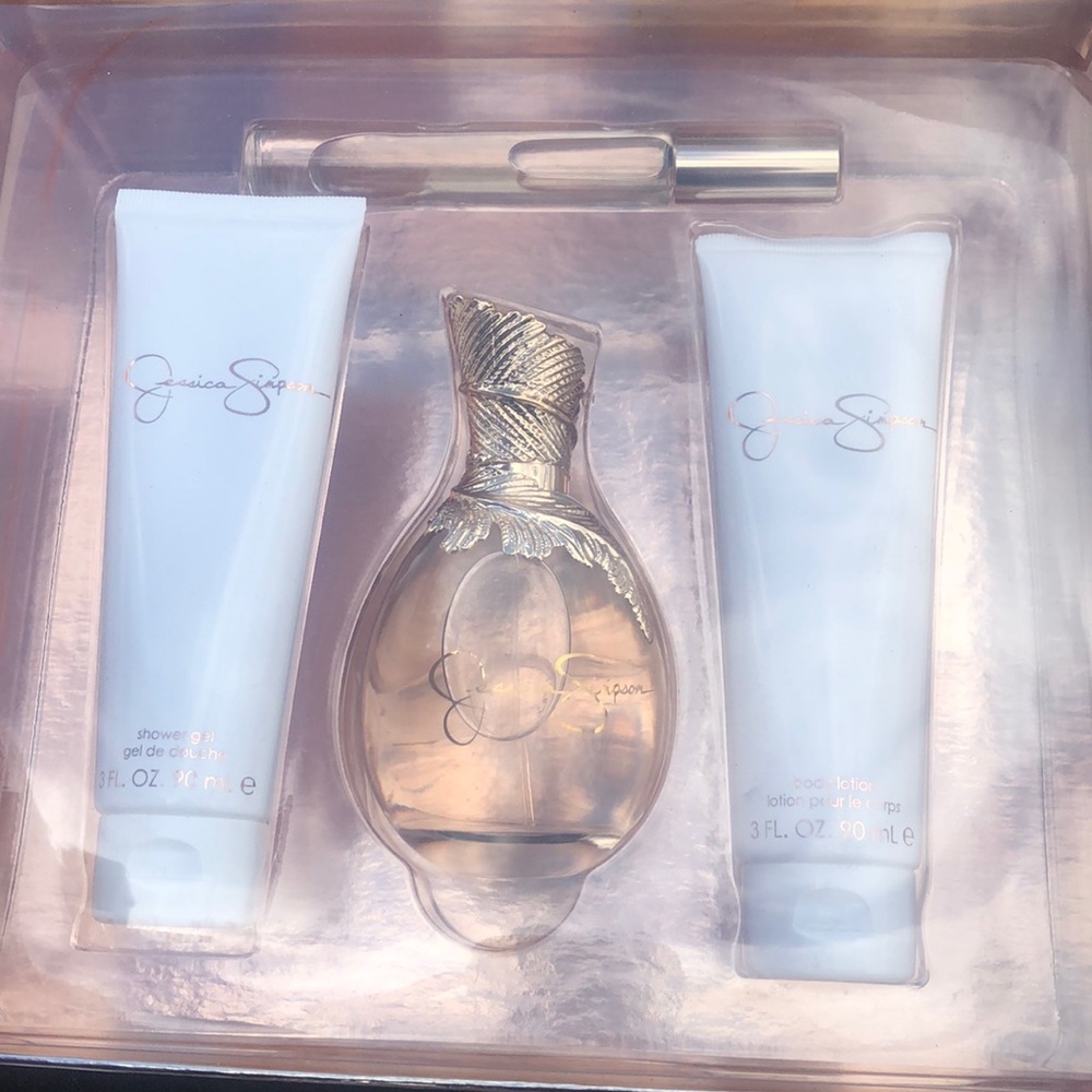 Sale! 4Pc • Jessica Simpson Signature • $100 Value